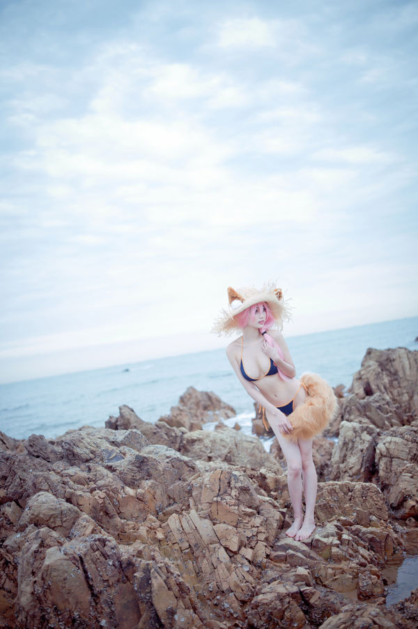 [Internet celebrity COSER photo] Zhou Ji is a cute bunny-Xiaoyu swimsuit