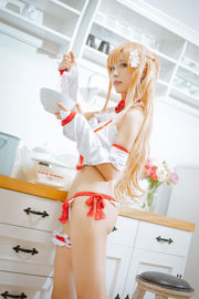 [Cosplay] Anime-Bloggerin Cheche Celia - Asuna Lingerie