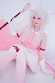 Schwester Ono mit "Cat Badeanzug + Magical Girl Illiya" [COSPLAY Beauty]